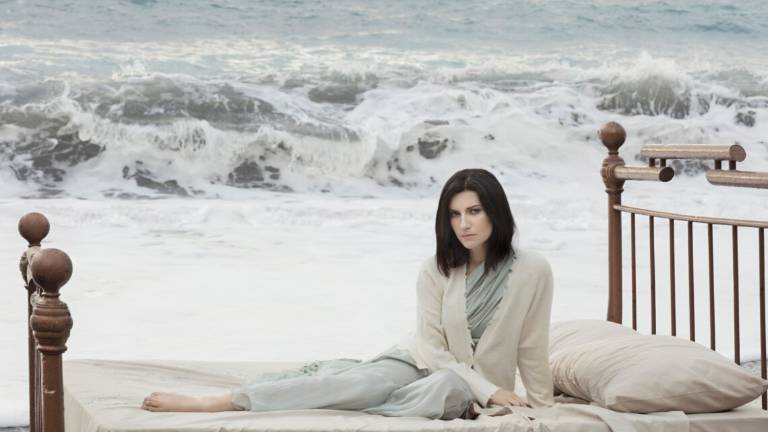 E' di Laura Pausini la canzone dell'anno E' di Laura Pausini la canzone dell'anno