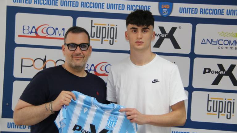 Calciomercato, il Ravenna ufficializza il ritorno di Gianmaria Rossi e lo United Riccione tessera il figlio d'arte Ravanelli Calciomercato, il Ravenna ufficializza il ritorno di Gianmaria Rossi e lo United Riccione tessera il figlio d'arte Ravanelli