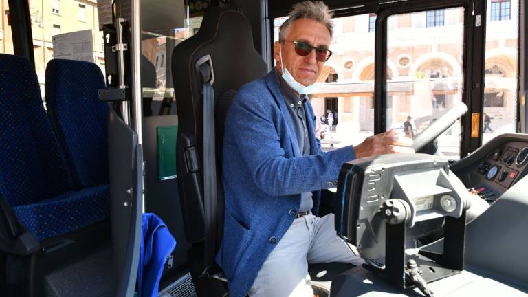 Scuola, a Forlì servono decine di autobus in più Scuola, a Forlì servono decine di autobus in più