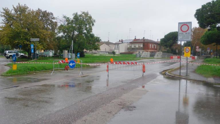 Maltempo a Ravenna, chiuso il ponticello della Lama come nel maggio 2023 - Gallery Maltempo a Ravenna, chiuso il ponticello della Lama come nel maggio 2023 - Gallery