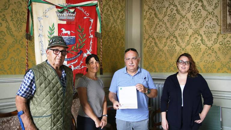 Il grazie di Bagnacavallo, alle guardie ecozoofile e agli alpini: da Cento donati mille euro - Gallery Il grazie di Bagnacavallo, alle guardie ecozoofile e agli alpini: da Cento donati mille euro - Gallery