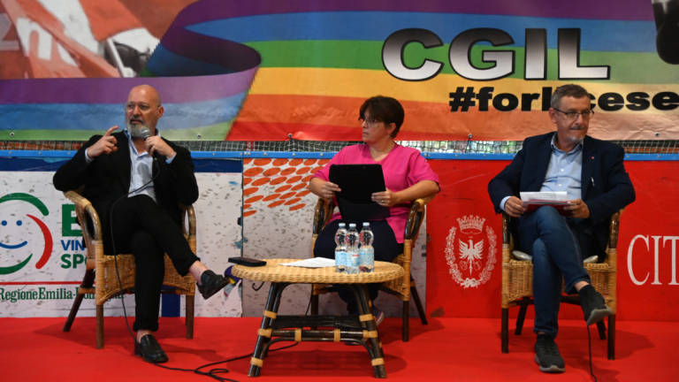 Forlì. Bonaccini e Bussandri alla Festa della Cgil provinciale FOTO Forlì. Bonaccini e Bussandri alla Festa della Cgil provinciale FOTO