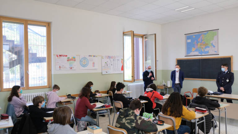Unione Bassa Romagna, la polizia locale incontra centinaia di studenti Unione Bassa Romagna, la polizia locale incontra centinaia di studenti