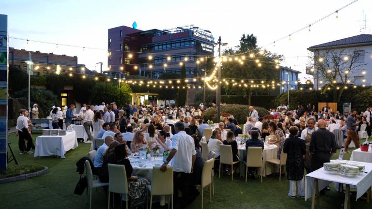 Le mani di dieci chef per i primi dieci anni del Quartopiano di Rimini Le mani di dieci chef per i primi dieci anni del Quartopiano di Rimini
