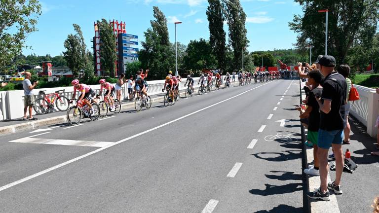 Tour de France a Imola, gli assi della Grande Boucle all’autodromo VIDEO GALLERY Tour de France a Imola, gli assi della Grande Boucle all’autodromo VIDEO GALLERY