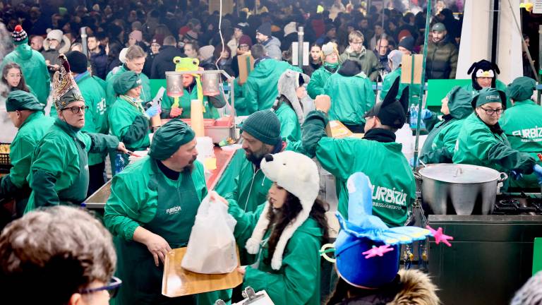 Faenza, Nott de Bisò 2025: la magia di una notte speciale - VIDEO GALLERY Faenza, Nott de Bisò 2025: la magia di una notte speciale - VIDEO GALLERY