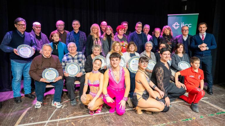 Forlì, premiati gli attori dialettali Forlì, premiati gli attori dialettali
