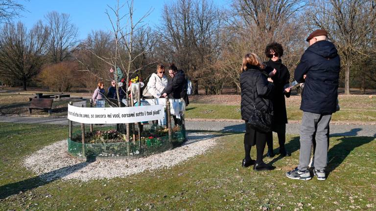 Forlì, il ricordo di Sara Pedri a 4 anni dalla scomparsa VIDEO E FOTOGALLERY Forlì, il ricordo di Sara Pedri a 4 anni dalla scomparsa VIDEO E FOTOGALLERY