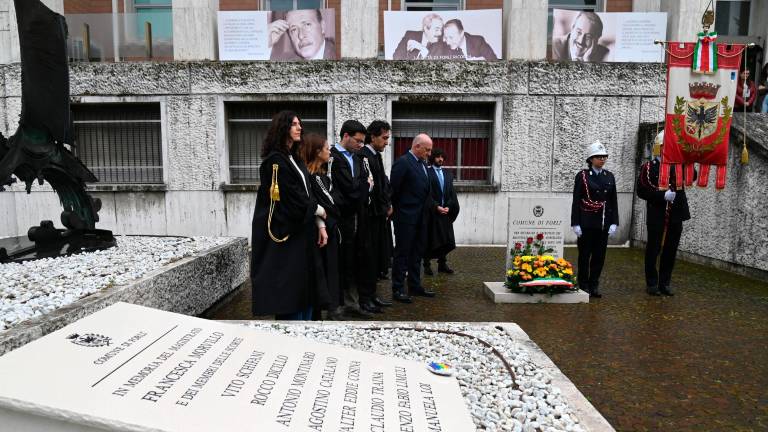 Forlì, omaggio a Falcone, Borsellino e le loro scorte FOTOGALLERY Forlì, omaggio a Falcone, Borsellino e le loro scorte FOTOGALLERY