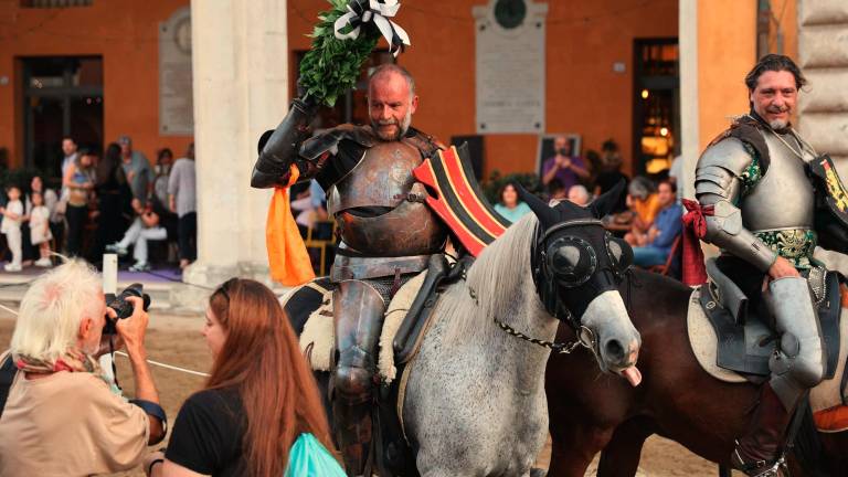 Cesena. Per la Giostra 1500 in piazza, vince ancora La Mura FOTOGALLERY Cesena. Per la Giostra 1500 in piazza, vince ancora La Mura FOTOGALLERY