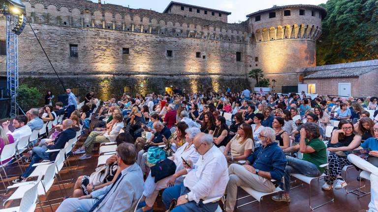 Forlì, Festival di Caterina 2025: un “tutto esaurito” per gli incontri serali Forlì, Festival di Caterina 2025: un “tutto esaurito” per gli incontri serali