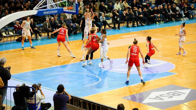 L’Italia femminile regola la Germania tra gli applausi di Faenza (79-60) - Gallery L’Italia femminile regola la Germania tra gli applausi di Faenza (79-60) - Gallery