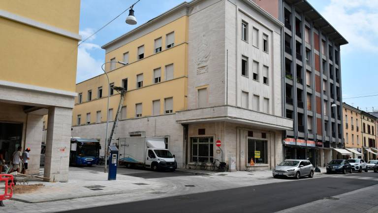 Forlì, da martedì l’Anagrafe comunale si trasferisce FOTOGALLERY Forlì, da martedì l’Anagrafe comunale si trasferisce FOTOGALLERY