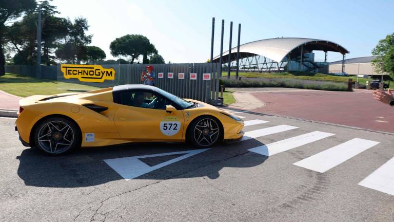 Passione auto: per la Mille Miglia tappa alla Technogym di Cesena FOTOGALLERY Passione auto: per la Mille Miglia tappa alla Technogym di Cesena FOTOGALLERY