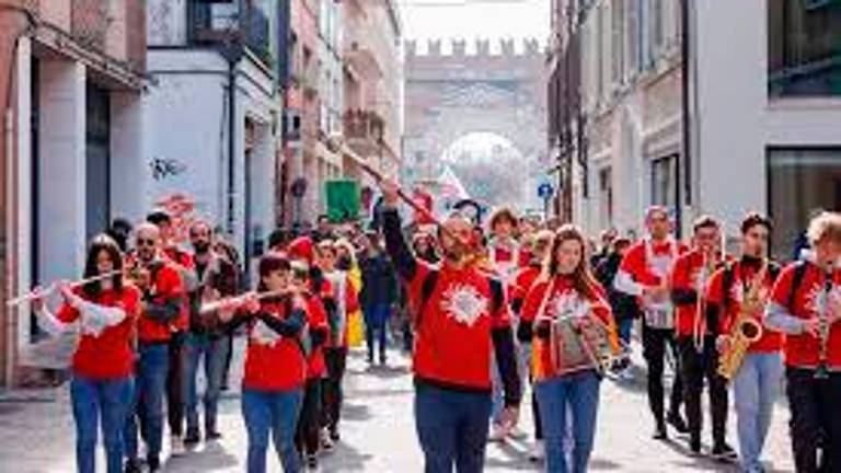 Banda giovanile Città di Rimini, una raccolta fondi per volare a Vienna Banda giovanile Città di Rimini, una raccolta fondi per volare a Vienna
