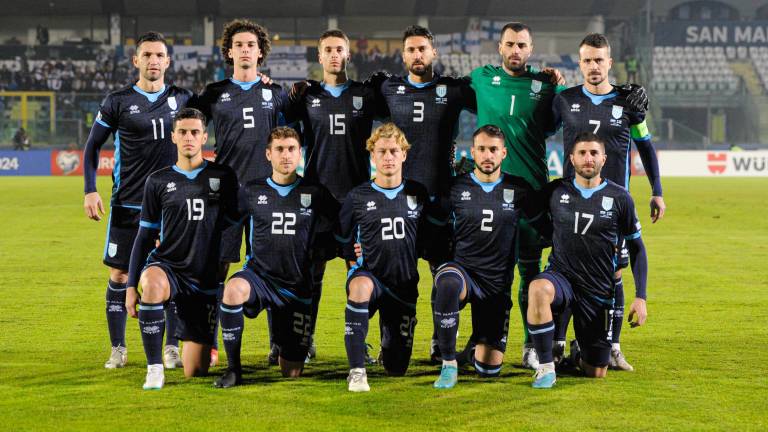 La nazionale di San Marino scesa in campo stasera contro la Finlandia (foto Filippo Pruccoli) La nazionale di San Marino scesa in campo stasera contro la Finlandia (foto Filippo Pruccoli)