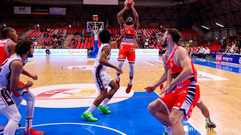 Basket A2, l’Unieuro sbanca Piacenza con un super Allen (77-80) Basket A2, l’Unieuro sbanca Piacenza con un super Allen (77-80)