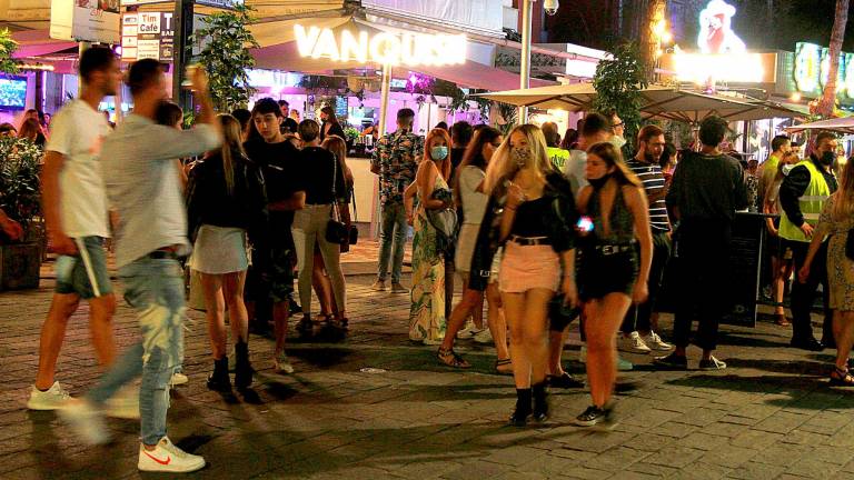 Movida in centro a Milano Marittima Movida in centro a Milano Marittima
