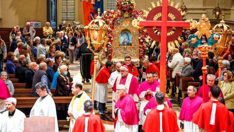Imola, il vescovo Mosciatti: “Prima di essere credenti siamo chiamati a essere umani” Imola, il vescovo Mosciatti: “Prima di essere credenti siamo chiamati a essere umani”
