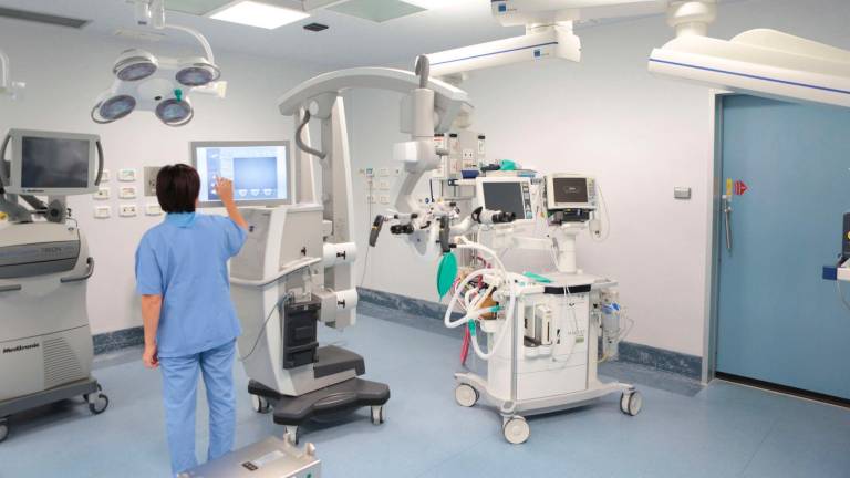 Era stata operata di appendicite ma senza toglierle l’appendice. È servita una seconda operazione: denunce tra gli ospedali di Cesena e Forlì Era stata operata di appendicite ma senza toglierle l’appendice. È servita una seconda operazione: denunce tra gli ospedali di Cesena e Forlì