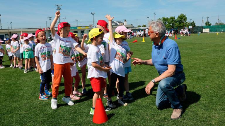Educazione allo sport, centinaia di bambini a Martorano per il saggio finale di Panathlongiochiamo VIDEO GALLERY Educazione allo sport, centinaia di bambini a Martorano per il saggio finale di Panathlongiochiamo VIDEO GALLERY