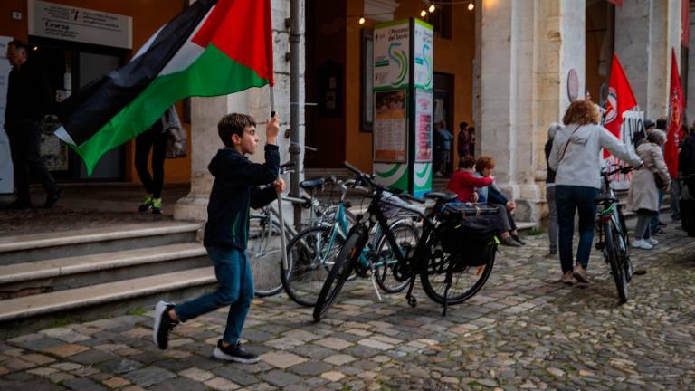 Cesena, in 800 in piazza per dire «stop al genocidio e Palestina libera» Cesena, in 800 in piazza per dire «stop al genocidio e Palestina libera»