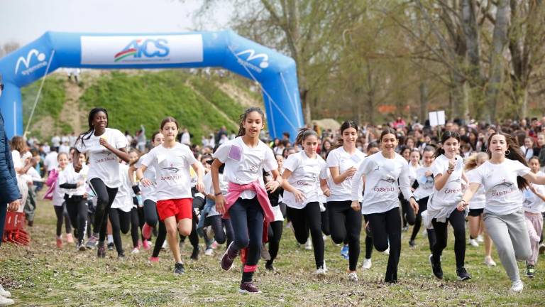 Forlì, più di mille studenti al Parco Urbano per Corritalia con Aics: vince l’Istituto Comprensivo “Benedetto Croce” - Gallery Forlì, più di mille studenti al Parco Urbano per Corritalia con Aics: vince l’Istituto Comprensivo “Benedetto Croce” - Gallery