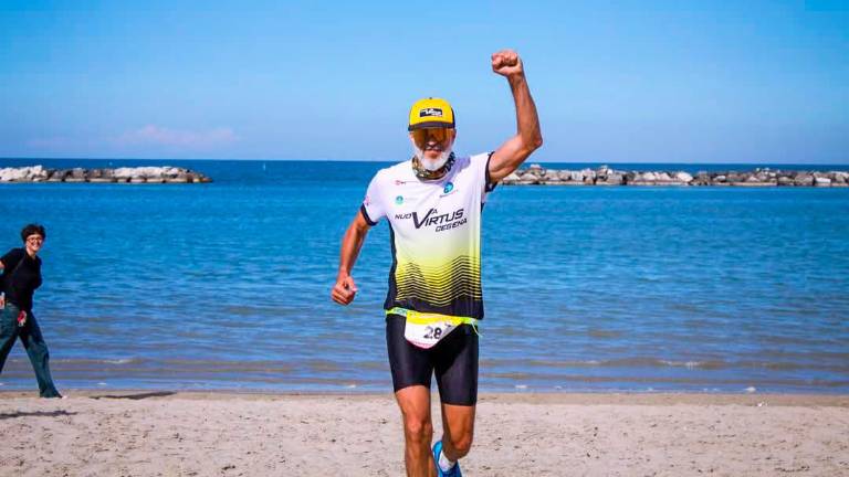 Marco Zamagni da circa dieci anni si dedica alle corse su lunghe distanze Marco Zamagni da circa dieci anni si dedica alle corse su lunghe distanze