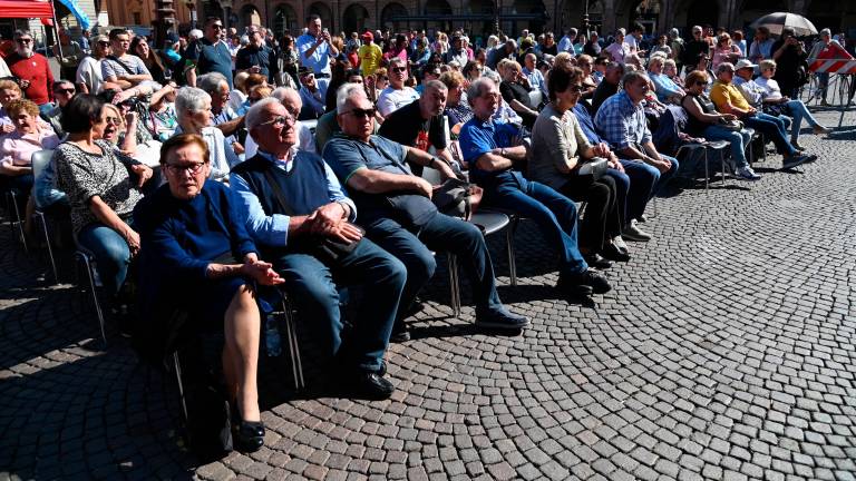 Forlì, festa del lavoro in piazza Saffi: obiettivo sicurezza FOTOGALLERY Forlì, festa del lavoro in piazza Saffi: obiettivo sicurezza FOTOGALLERY