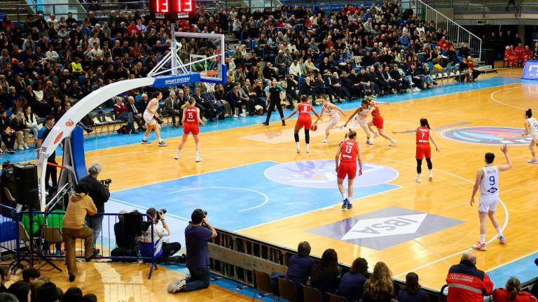 L’Italia femminile regola la Germania tra gli applausi di Faenza (79-60) - Gallery L’Italia femminile regola la Germania tra gli applausi di Faenza (79-60) - Gallery