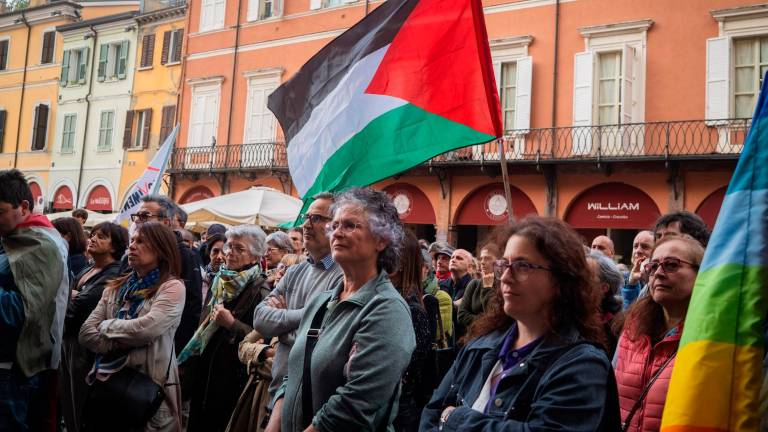 Cesena, in 800 in piazza per dire «stop al genocidio e Palestina libera» Cesena, in 800 in piazza per dire «stop al genocidio e Palestina libera»