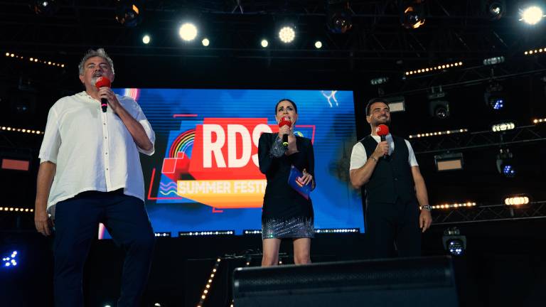 Rds summer festival fa il pienone, 40mila persone alla due giorni di Rimini. FOTOGALLERY Rds summer festival fa il pienone, 40mila persone alla due giorni di Rimini. FOTOGALLERY