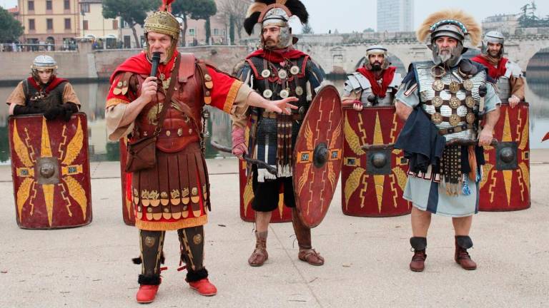 Rimini rivive la revocazione dell’ingresso di Cesare dopo il passaggio del Rubicone. Sognando di diventare Capitale della cultura Rimini rivive la revocazione dell’ingresso di Cesare dopo il passaggio del Rubicone. Sognando di diventare Capitale della cultura