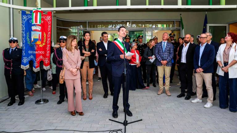 Cesenatico, inaugurata la nuova scuola di Viale Torino - Gallery Cesenatico, inaugurata la nuova scuola di Viale Torino - Gallery