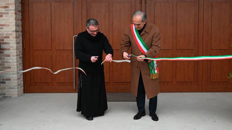 Forlì. Inaugurata la nuova chiesa a Vecchiazzano FOTO Forlì. Inaugurata la nuova chiesa a Vecchiazzano FOTO