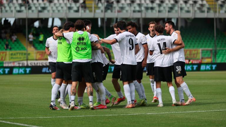 Gioia bianconera dopo il 2-1 di Saric (Zanotti) Gioia bianconera dopo il 2-1 di Saric (Zanotti)