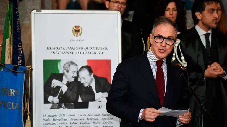 Forlì, omaggio a Falcone, Borsellino e le loro scorte FOTOGALLERY Forlì, omaggio a Falcone, Borsellino e le loro scorte FOTOGALLERY