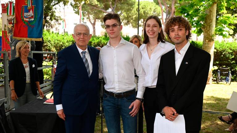 Forlì ha celebrato la festa della Repubblica FOTOGALLERY Forlì ha celebrato la festa della Repubblica FOTOGALLERY