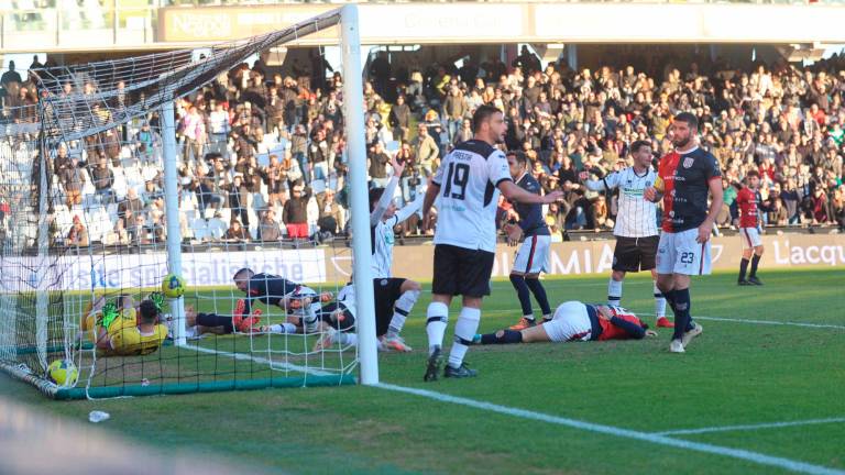 Il gol annullato a Cristian Shpendi all’83’ (Zanotti) Il gol annullato a Cristian Shpendi all’83’ (Zanotti)