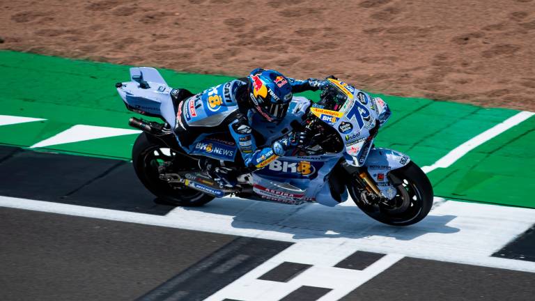 MotoGp: il Gresini in trionfo con Alex Marquez, Bezzecchi sfiora il podio MotoGp: il Gresini in trionfo con Alex Marquez, Bezzecchi sfiora il podio