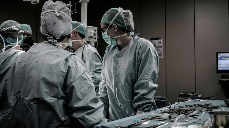 Cesena, a 101 anni supera con successo un intervento chirurgico: “L’età non è per forza legata alla fragilità” Cesena, a 101 anni supera con successo un intervento chirurgico: “L’età non è per forza legata alla fragilità”