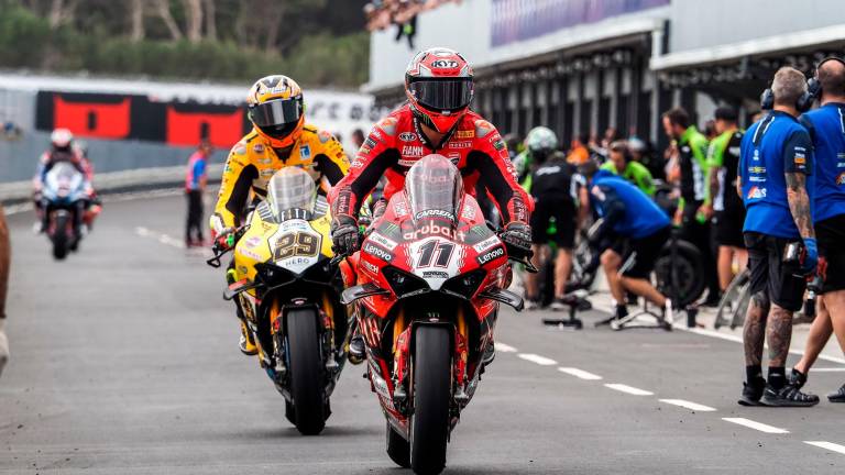 Superbike, doppio quinto posto per Bulega, che bravo Rinaldi Superbike, doppio quinto posto per Bulega, che bravo Rinaldi