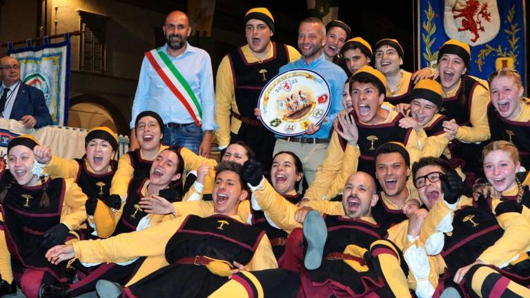 Il rione Nero ha vinto due delle specialità in programma FOTO MMPH Il rione Nero ha vinto due delle specialità in programma FOTO MMPH