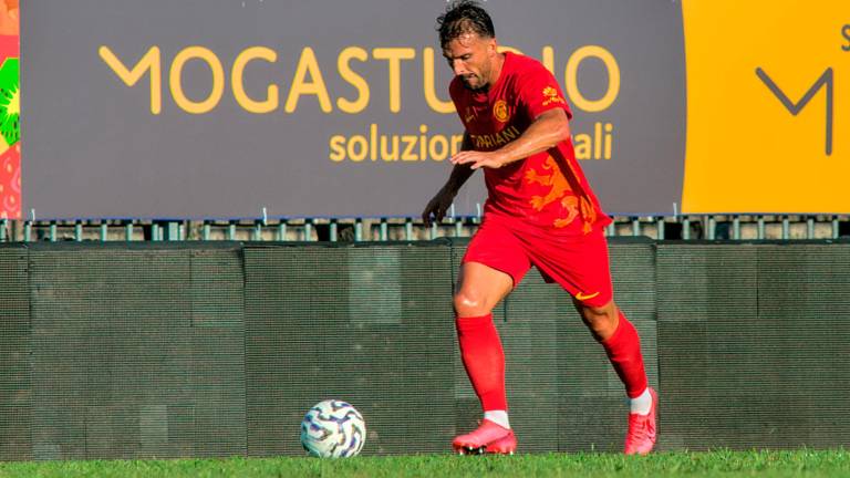 Giulio Donati nell’amichevole Ravenna-Virtus Verona di due settimane fa (foto Massimo Fiorentini) Giulio Donati nell’amichevole Ravenna-Virtus Verona di due settimane fa (foto Massimo Fiorentini)