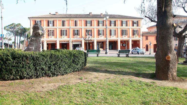 Il municipio di Longiano Il municipio di Longiano