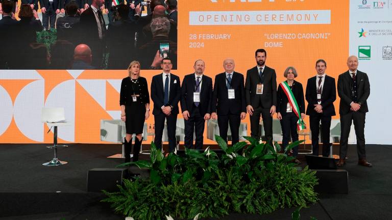 Alla cerimonia di apertura anche il ministro dell’Ambiente e della Sicurezza Energetica Gilberto Pichetto Fratin Alla cerimonia di apertura anche il ministro dell’Ambiente e della Sicurezza Energetica Gilberto Pichetto Fratin