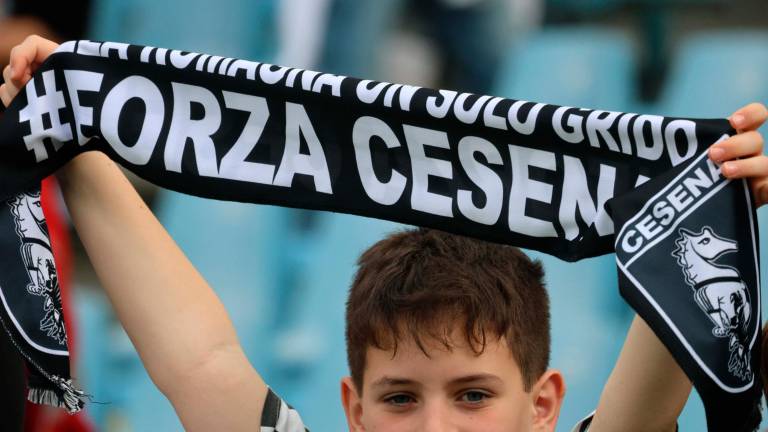 Cesena-Pescara: uno scenario da favola al Manuzzi VIDEO GALLERY Cesena-Pescara: uno scenario da favola al Manuzzi VIDEO GALLERY