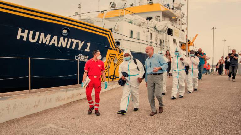 Un recente sbarco di migranti a Ravenna Un recente sbarco di migranti a Ravenna