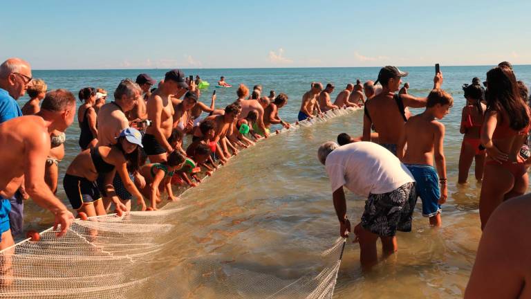 Rimini. Rivive la “pesca alla tratta”, degustando sardoncini, piadina e trebbiano Rimini. Rivive la “pesca alla tratta”, degustando sardoncini, piadina e trebbiano
