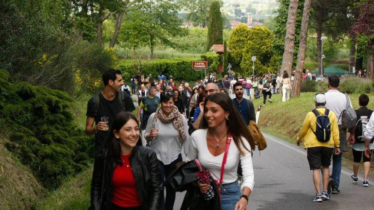 “Musica nelle aie” a Castel Raniero: concerti, mostre, degustazioni ed escursioni “Musica nelle aie” a Castel Raniero: concerti, mostre, degustazioni ed escursioni